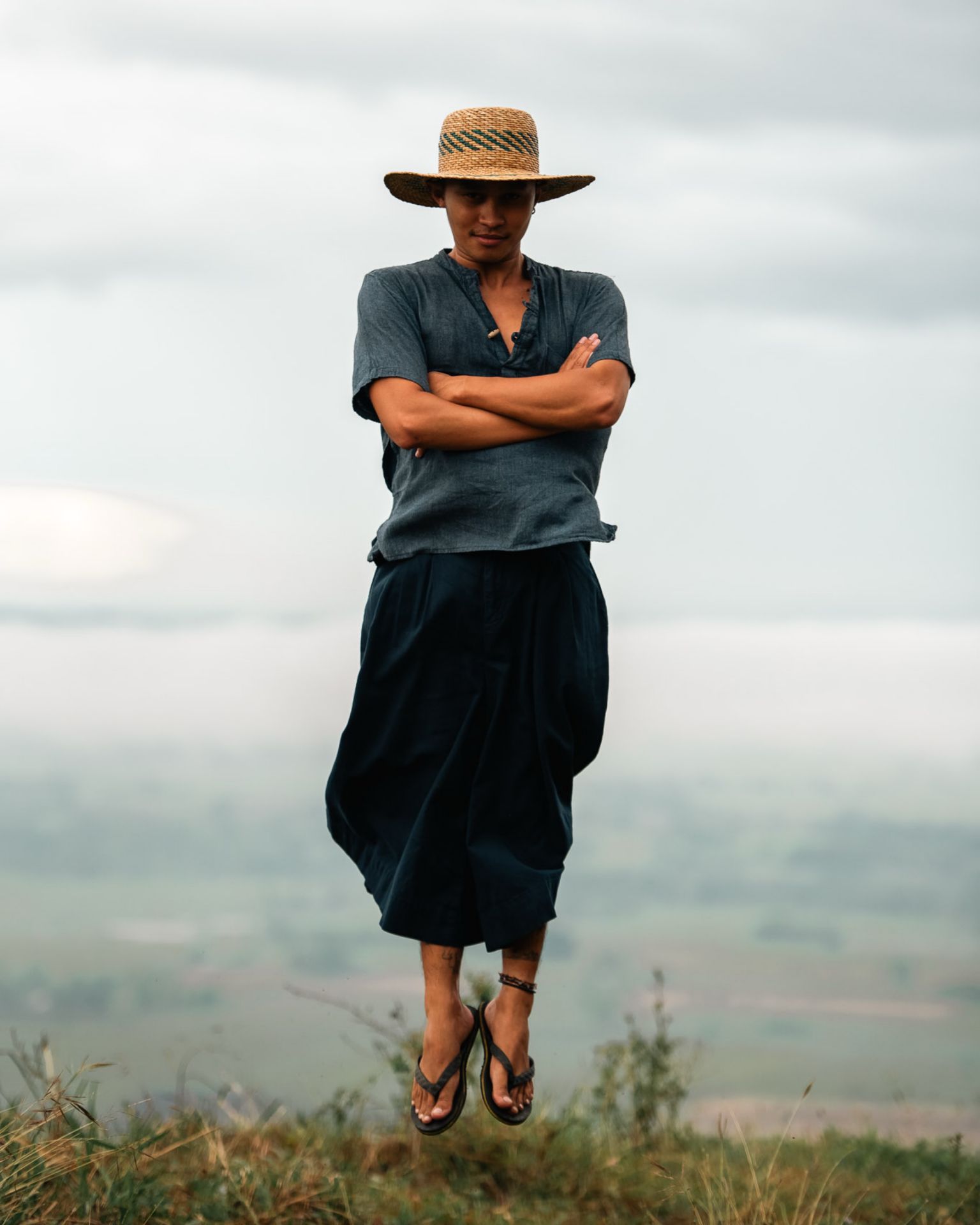 Floating between reality and dreams ⛰️☁️📸 @nikkoacibes1 matsala bruh 🔥